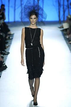 Look 16